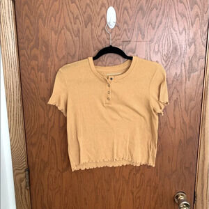 American Eagle Cropped Tee